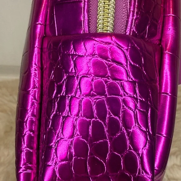 🌷SOLD🌷ED HARDY CROCODILE EMBOSSED PINK BAG - Picture 11 of 14